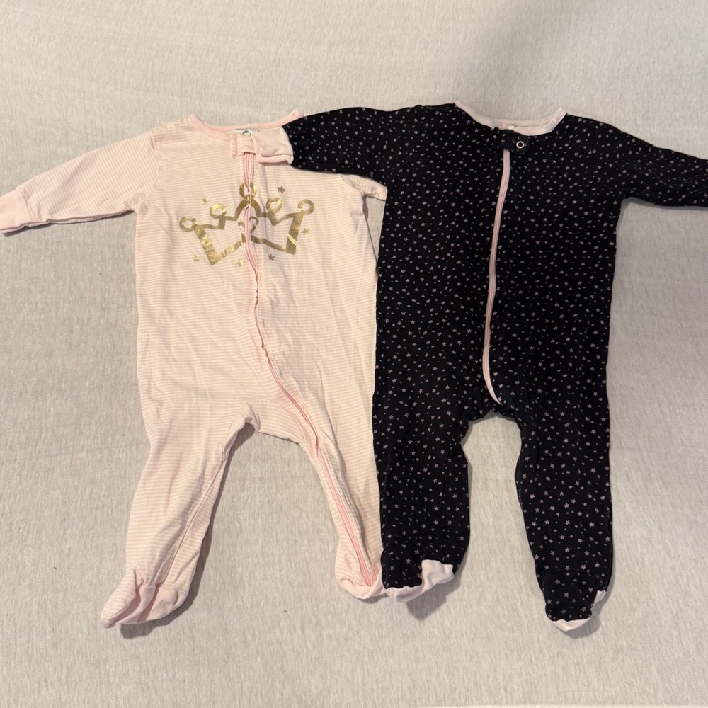 Gerber Baby Girls 3-6M Organic‎ Cotton Sleepers Pink Stripes Crown Black Stars